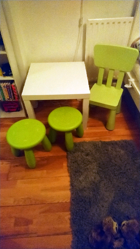 gumtree kids table